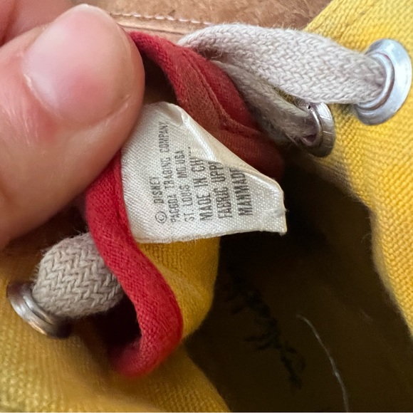 90s Disney Aladdin Shoes - Picture 6 of 7